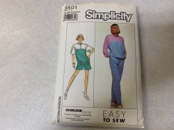 9501 SIMPLICITY KNIT PANTS, SHORTS SHORT - LONG SLEEVE YOKE TOP EASY PATTERN 6-24 UNCUT
